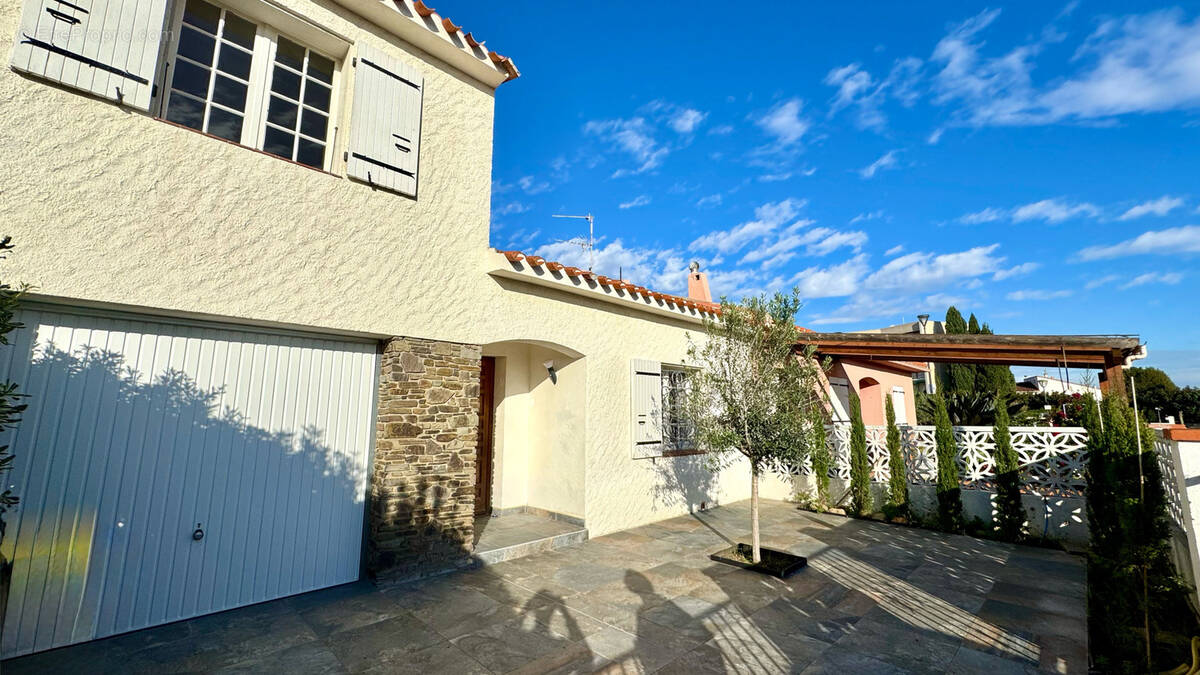 Maison à SAINT-CYPRIEN