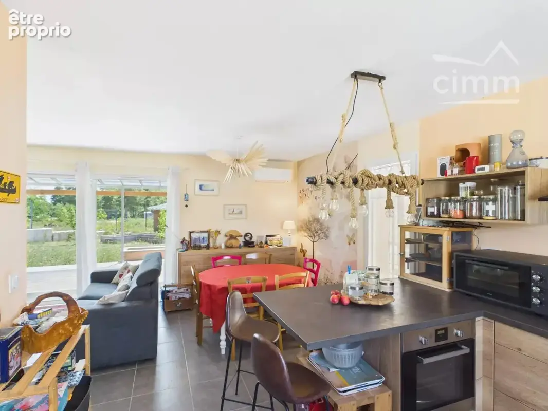 Villa de plain pied, DPE A, 2CH + bureau, terrasse, jardin, très belles prestations - photo 12
