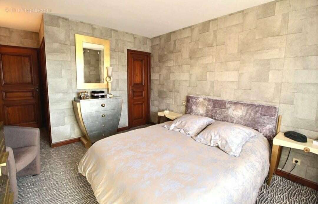 Maison à SAINT-CYPRIEN