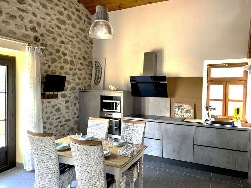Maison à JOYEUSE