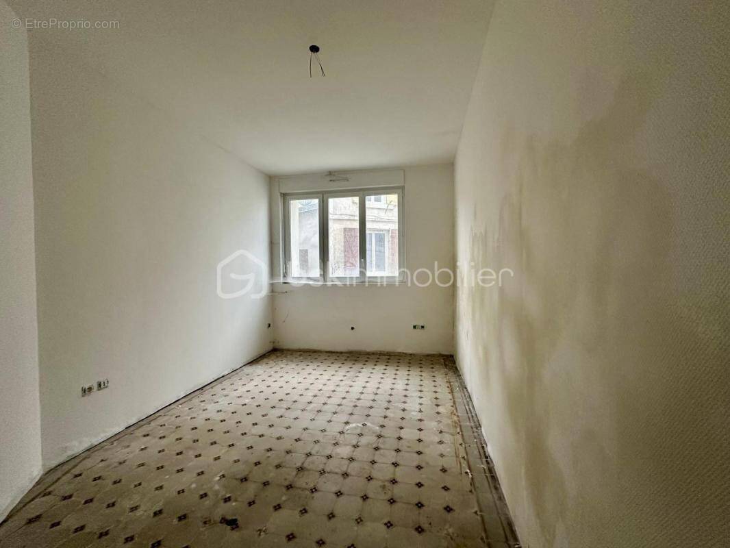 Appartement à BRUYERES-ET-MONTBERAULT
