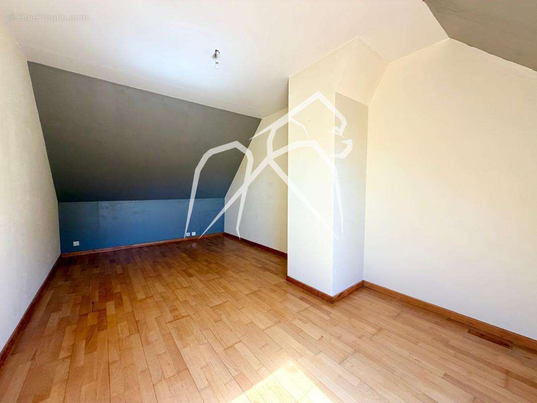 Pavillon individuel  vivable de plain-pied  160 m²  5 chambres  le mesnil-esnard (76240) - photo 8