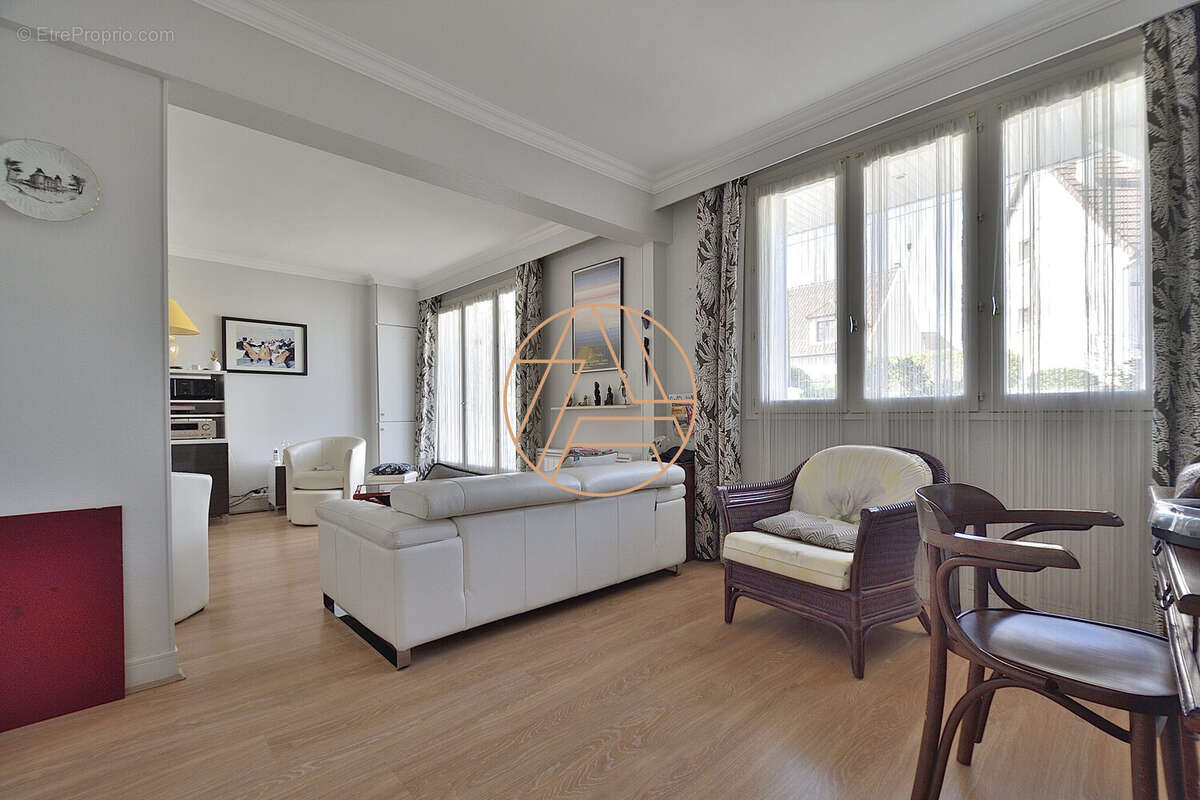 Maison à ORMESSON-SUR-MARNE