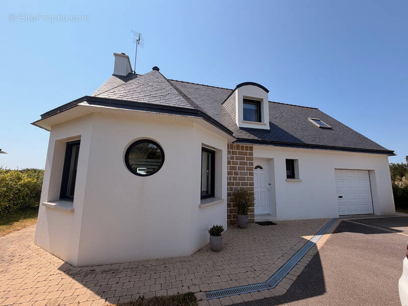 Maison à CAMARET-SUR-MER