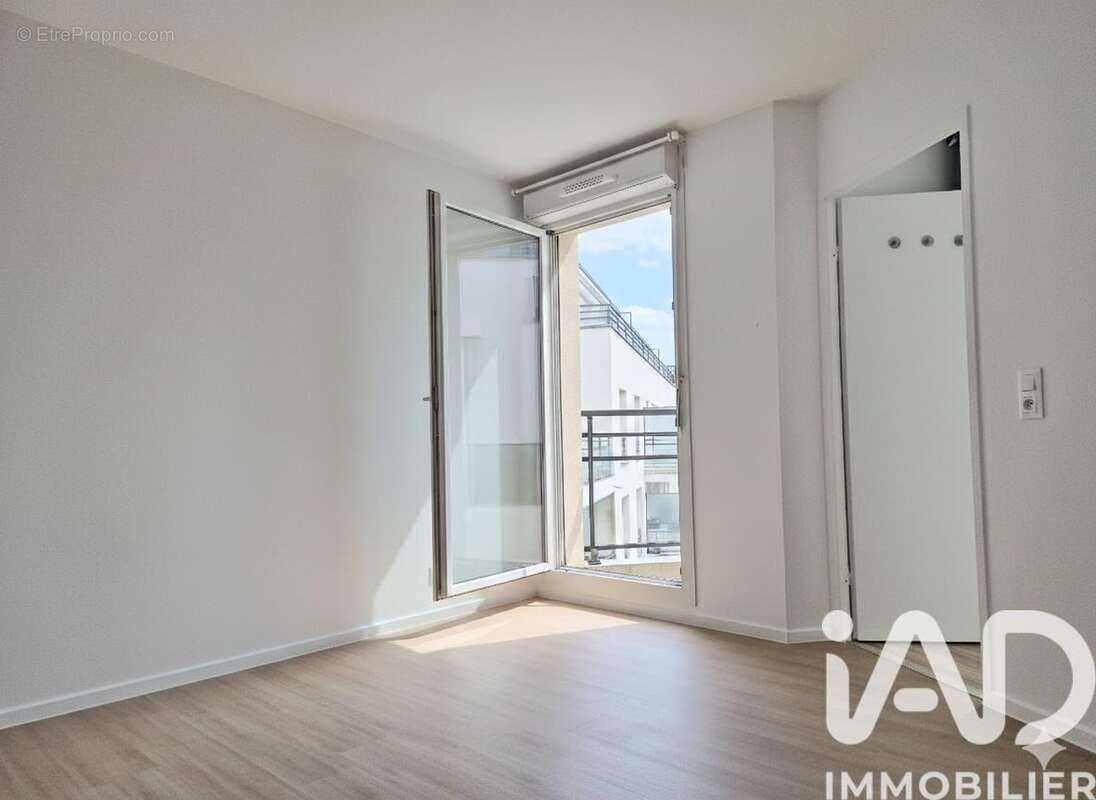 Photo 9 - Appartement à CORBEIL-ESSONNES