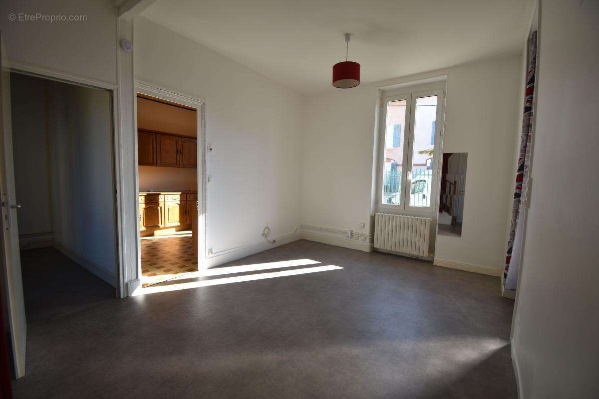 Maison à COSNE-COURS-SUR-LOIRE