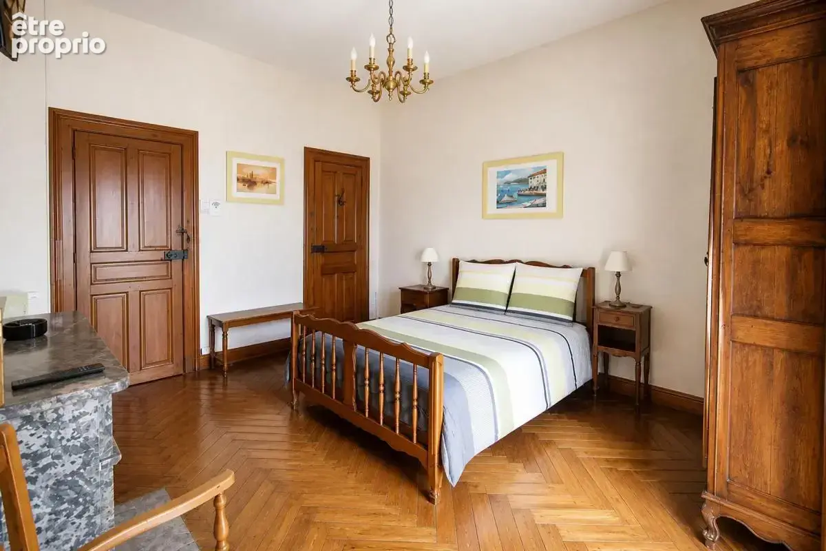 Maison  de charme de 14 pièces de 352 m² à Château-Gontier - photo 20
