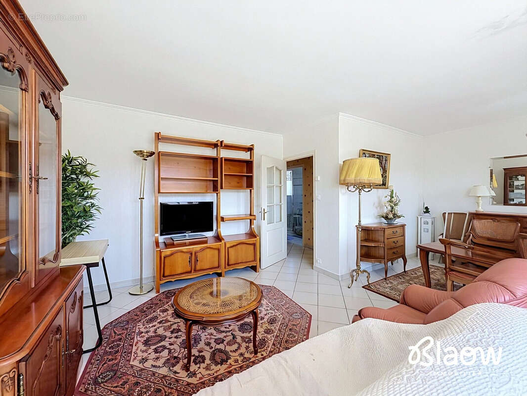 Maison 118 m² à Meyzieu  - photo 2