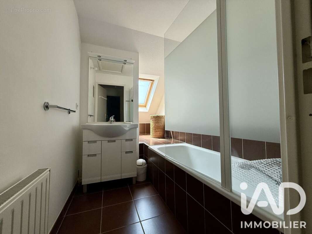 Maison 103 m² à Treffiagat  - photo 9