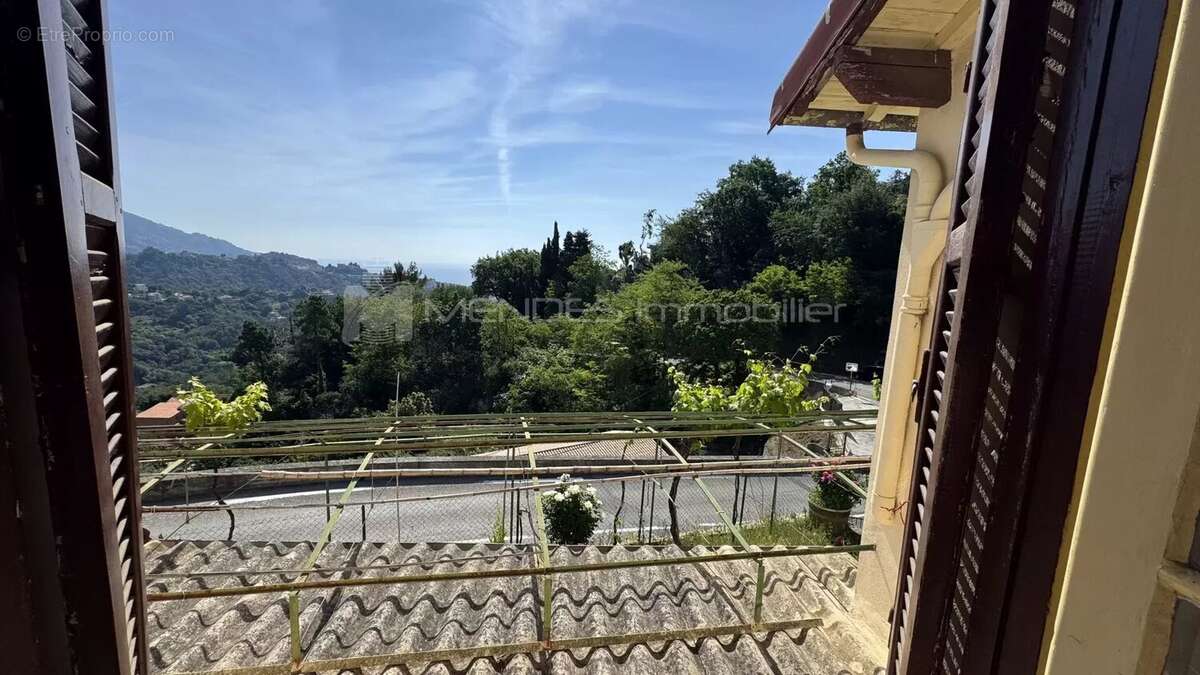 Maison a renover entierement avec terrain proche menton - photo 10