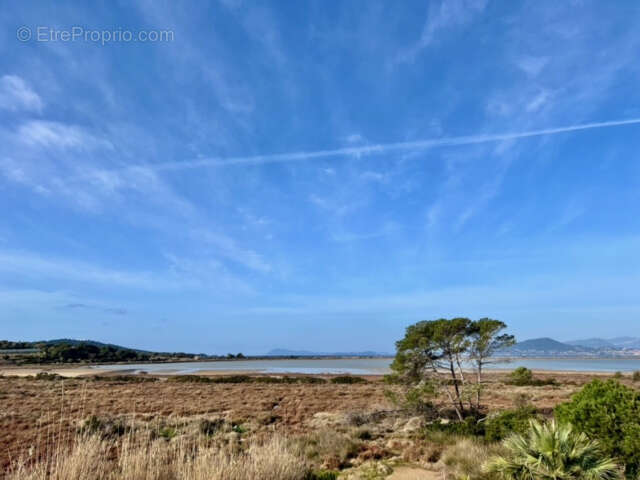 Appartement à HYERES