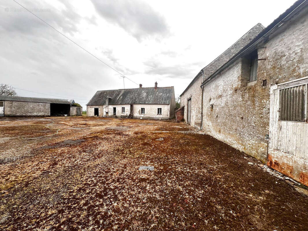 Maison à ANGERVILLE