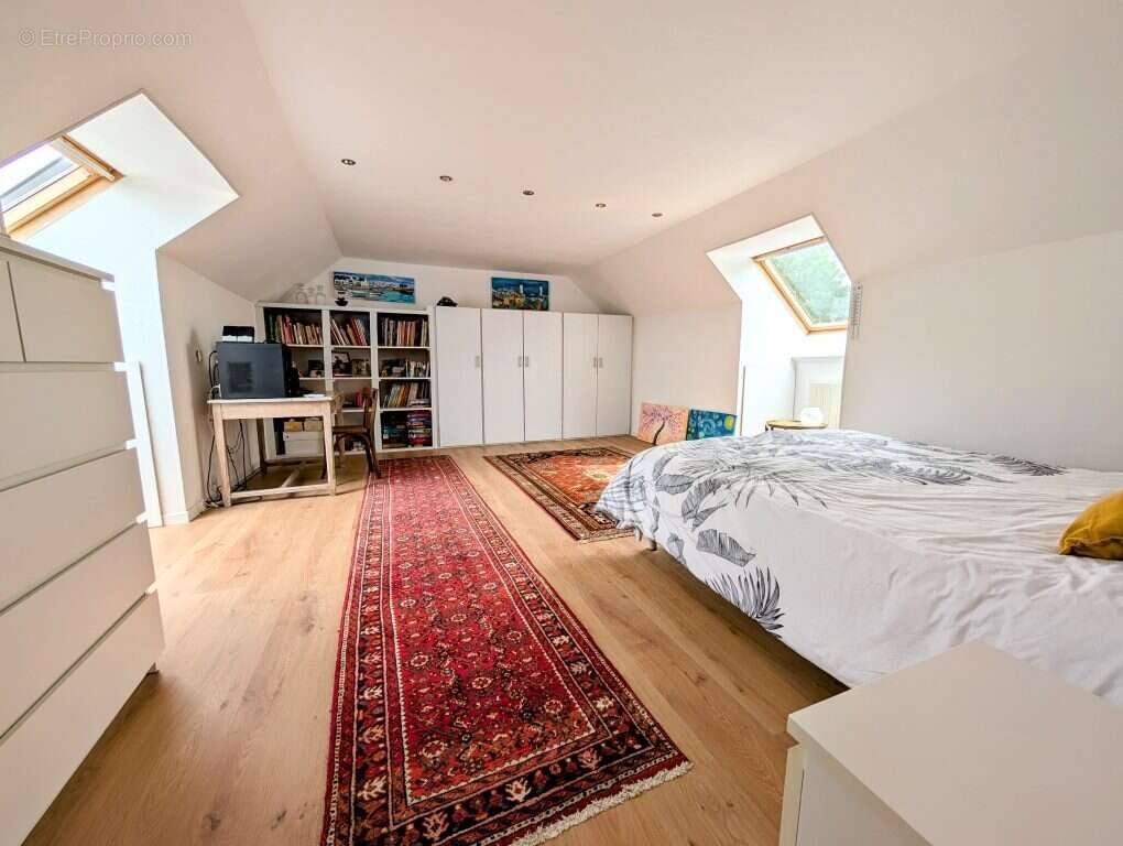 Maison à SAVIGNY-LE-SEC