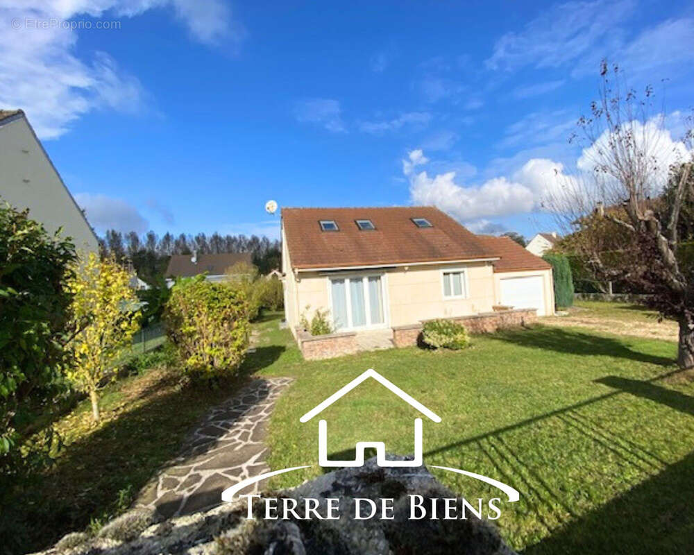 Maison à VIC-SUR-AISNE