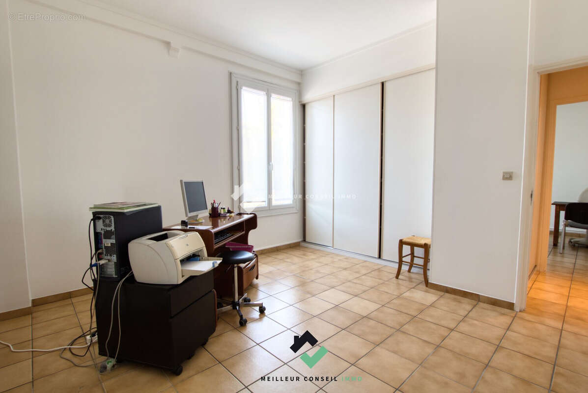 Appartement 65 m² à Choisy-Le-Roi  - photo 4