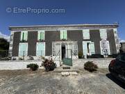 Maison à MURON