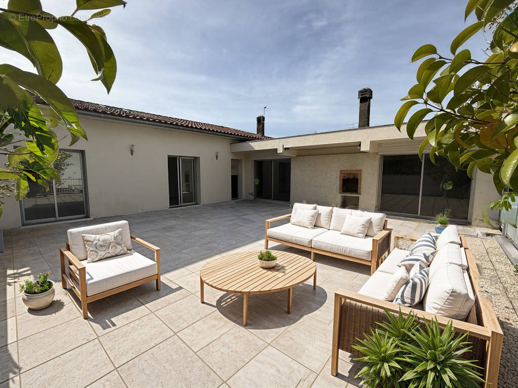 Appartement à FLOIRAC