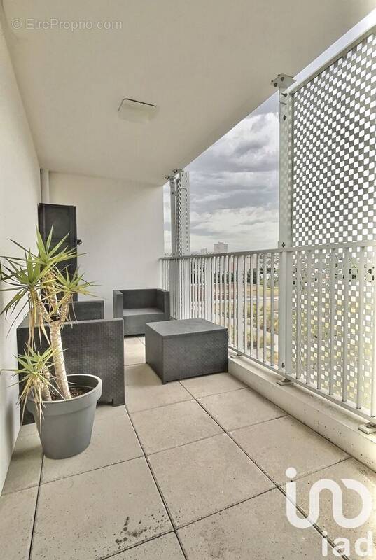 Photo 1 - Appartement à MARSEILLE-10E