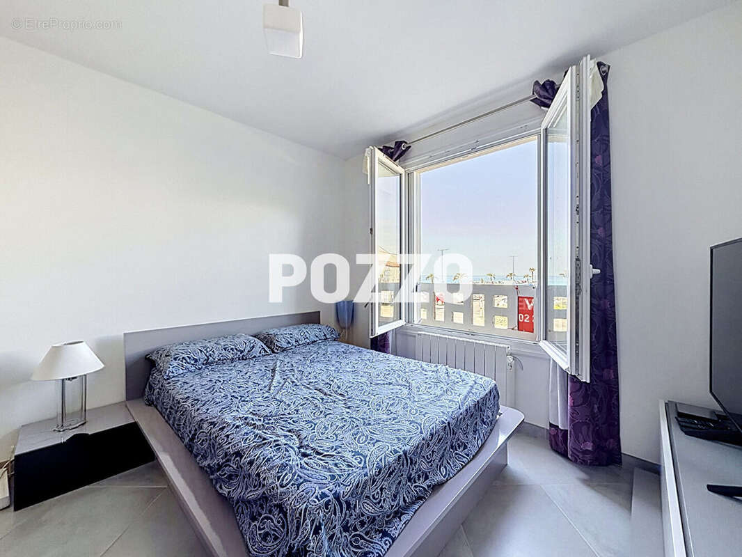 Appartement à DONVILLE-LES-BAINS