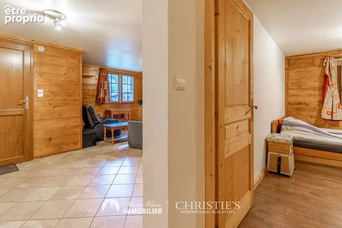 Grande maison de village à Vallorcine, 13 pièces - photo 8