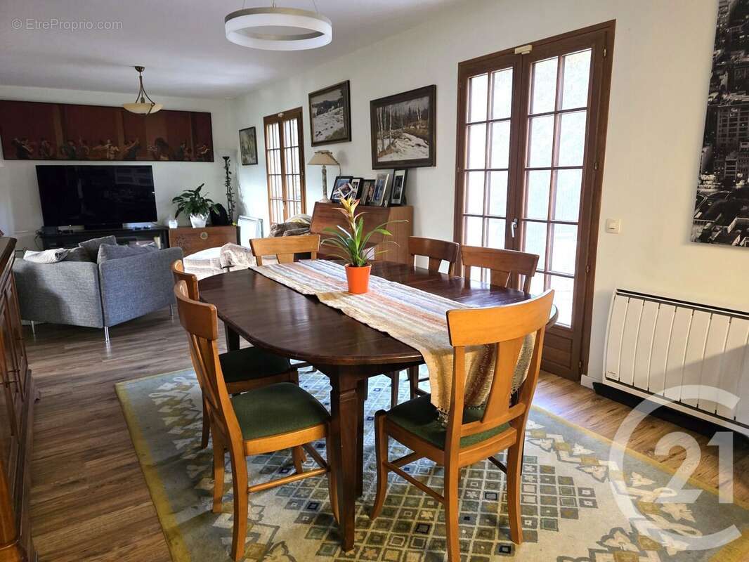 Maison à DAMMARTIN-EN-GOELE