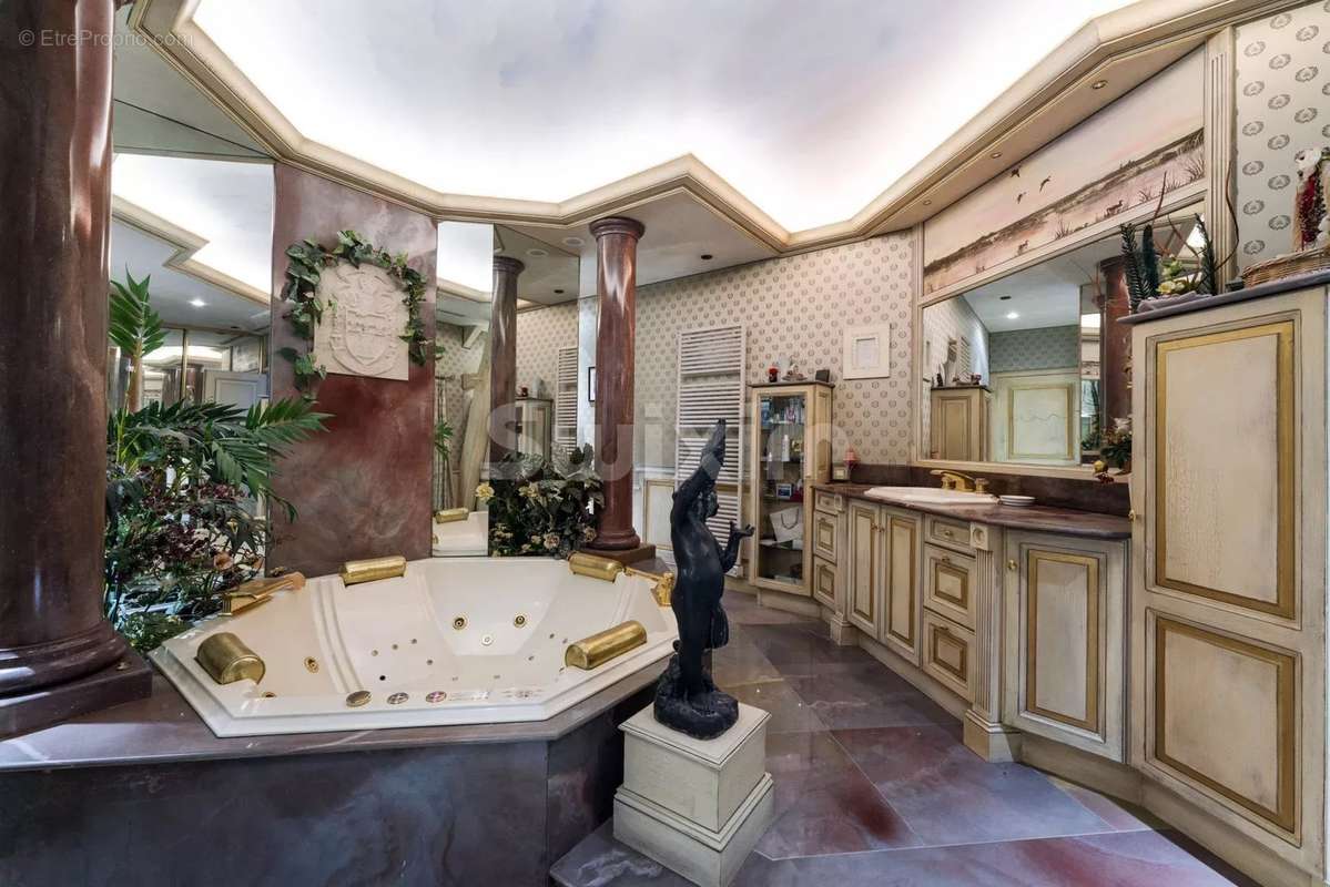 Maison à VILLEFRANCHE-SUR-SAONE