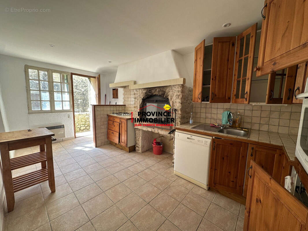Maison 158 m² à Reauville  - photo 5