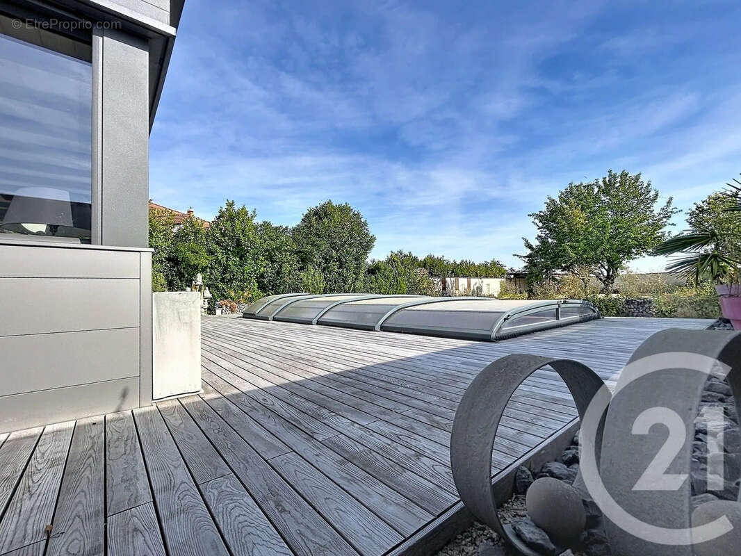 Maison 180 m² à Vraux  - photo 7