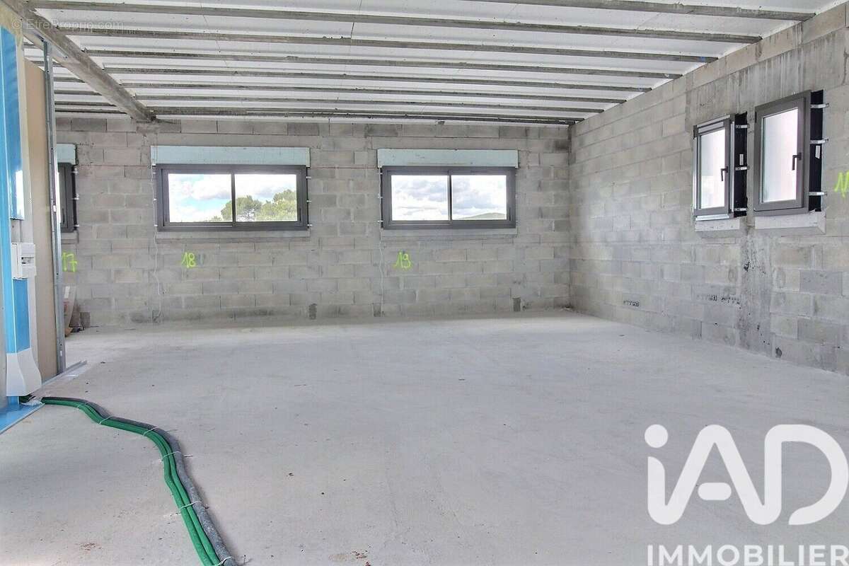 Photo 8 - Appartement à SAINT-MAXIMIN-LA-SAINTE-BAUME