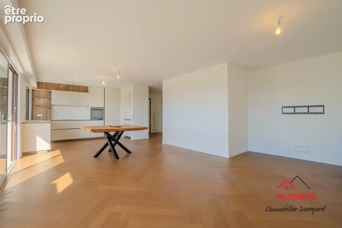 Appartement 134 m2 au dernier étage avec vue sur le Salève - photo 2