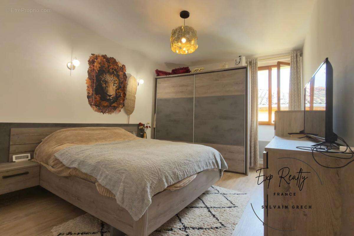 Appartement à SAINT-MAXIMIN-LA-SAINTE-BAUME