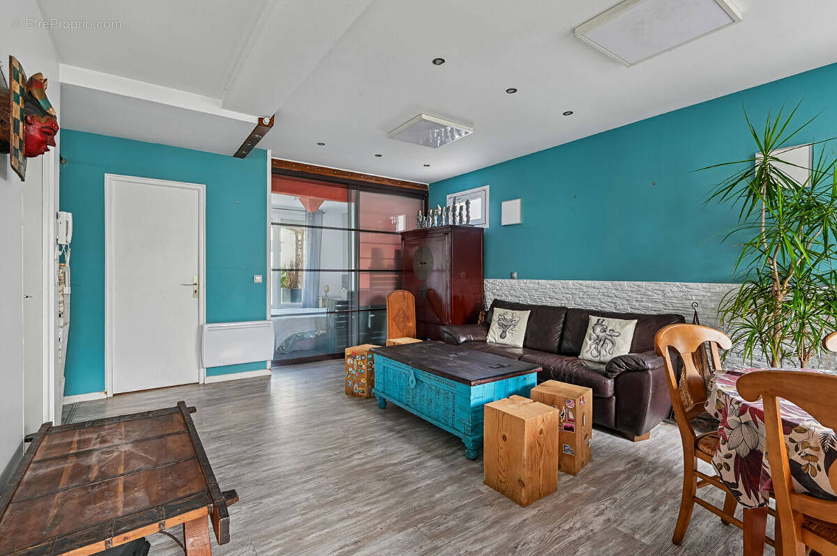 Appartement à NANTERRE