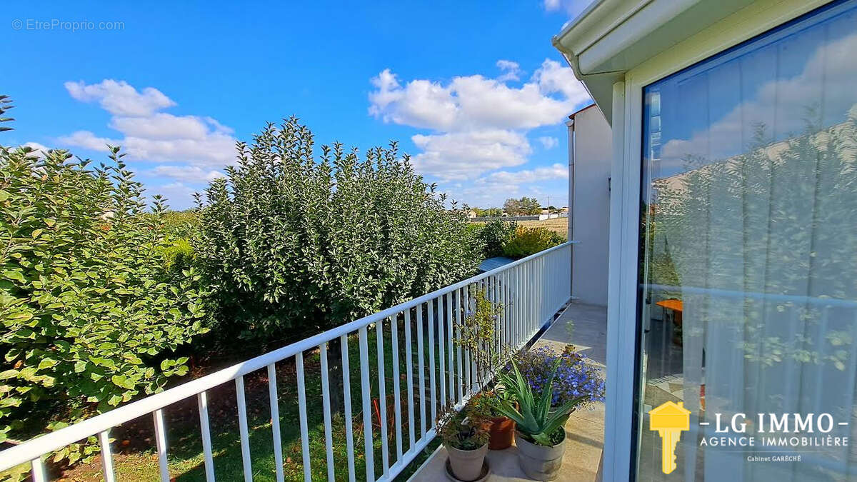 Maison à MESCHERS-SUR-GIRONDE