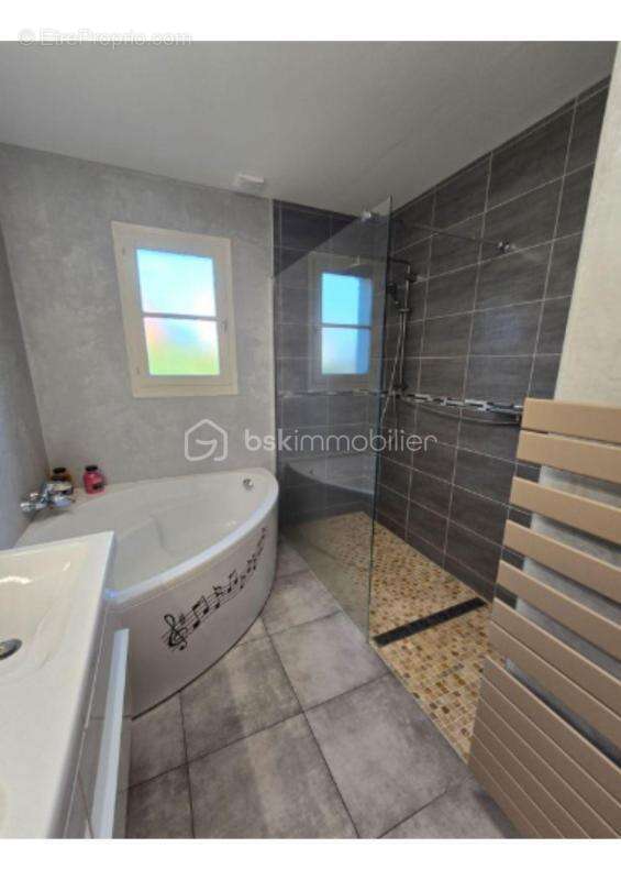 Maison à SAINT-CYR-EN-VAL