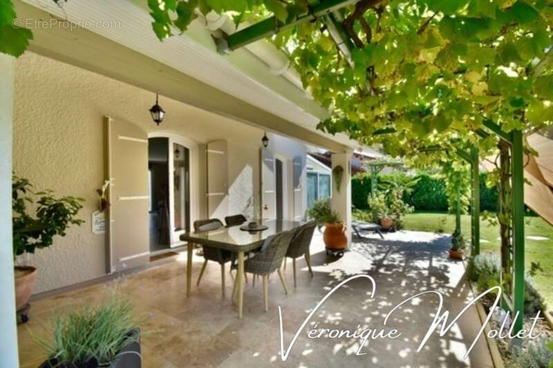 Maison à SAINT-LOUBES