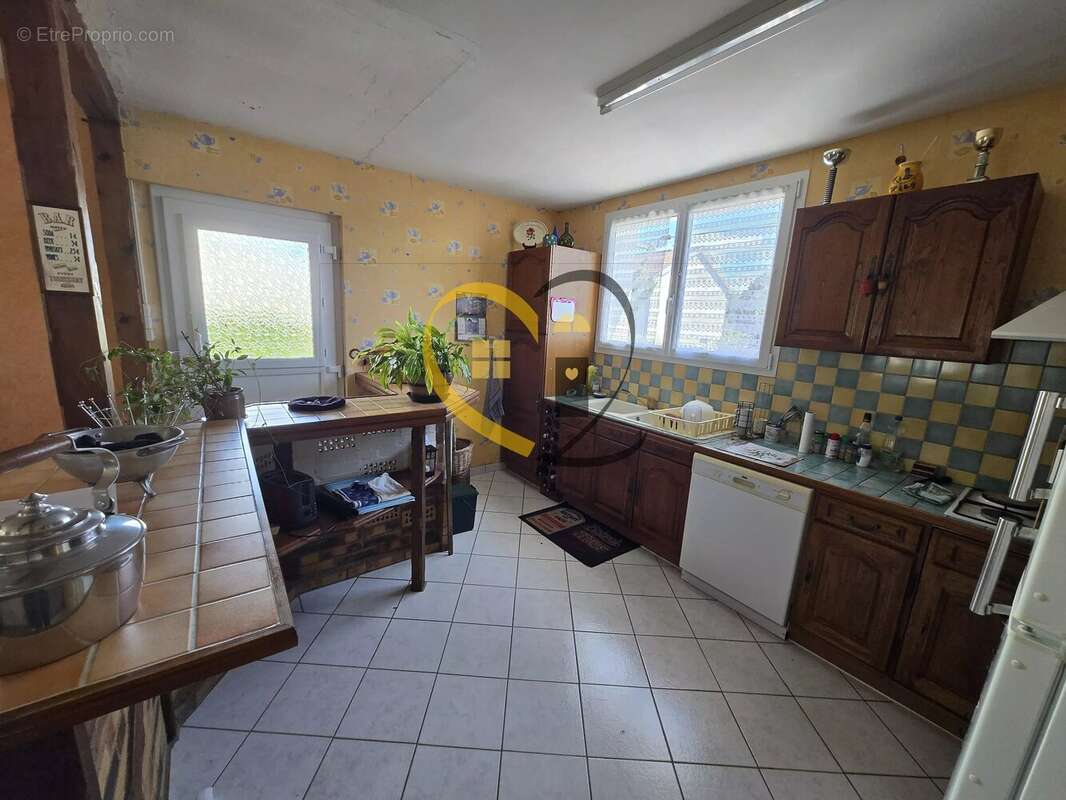 Maison sur sous-sol avec jardin – Les Aix-d’Angillon - photo 4