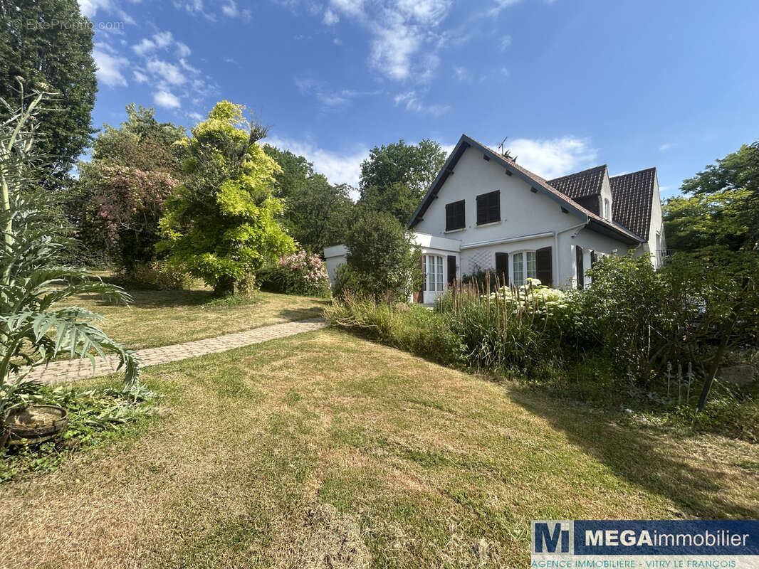 Grande maison familiale Proche Vitry le françois - photo 10
