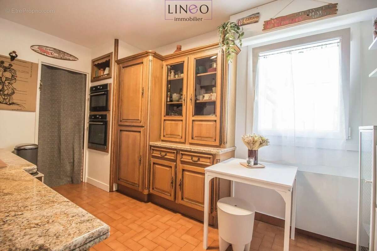 Appartement à THIAIS