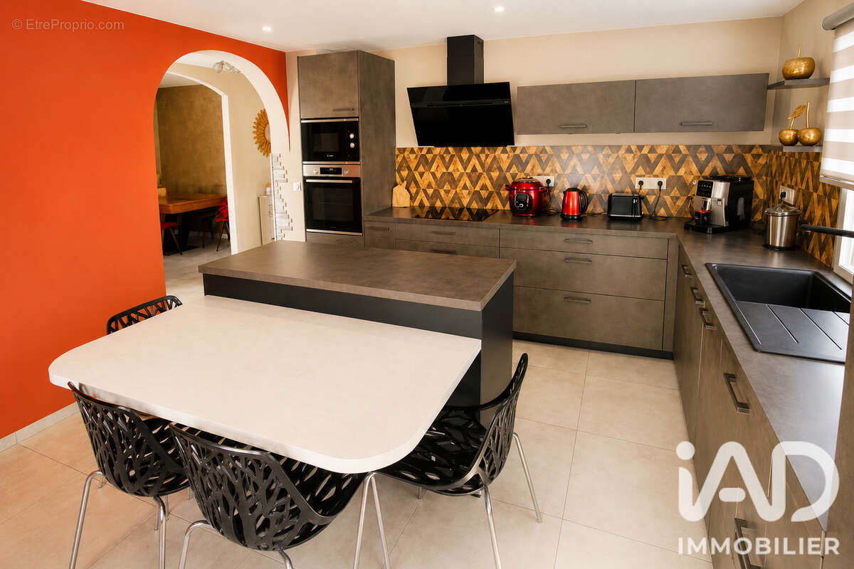Photo 3 - Maison à TASSENIERES