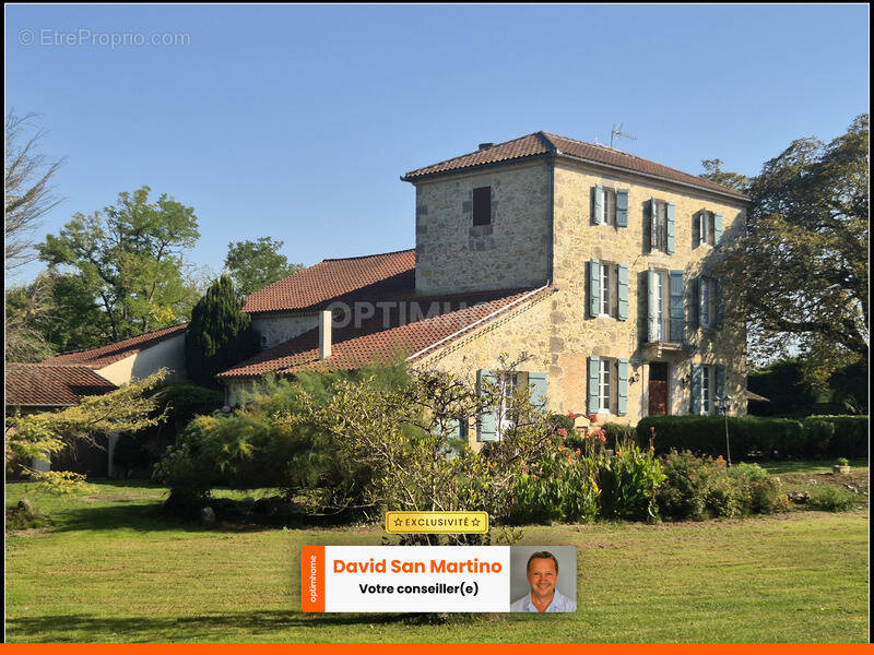 Maison à MONCRABEAU