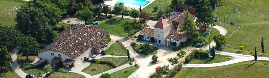 En lot et Garonne, a quelques minutes d'un village médiéval classé parmi les "Plus beaux villages de France", belle propriété re - photo 4