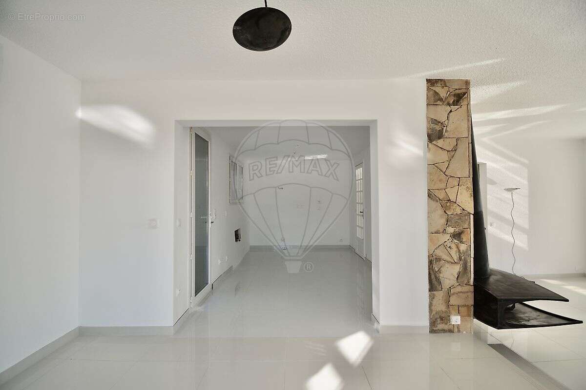 Maison à FREJUS