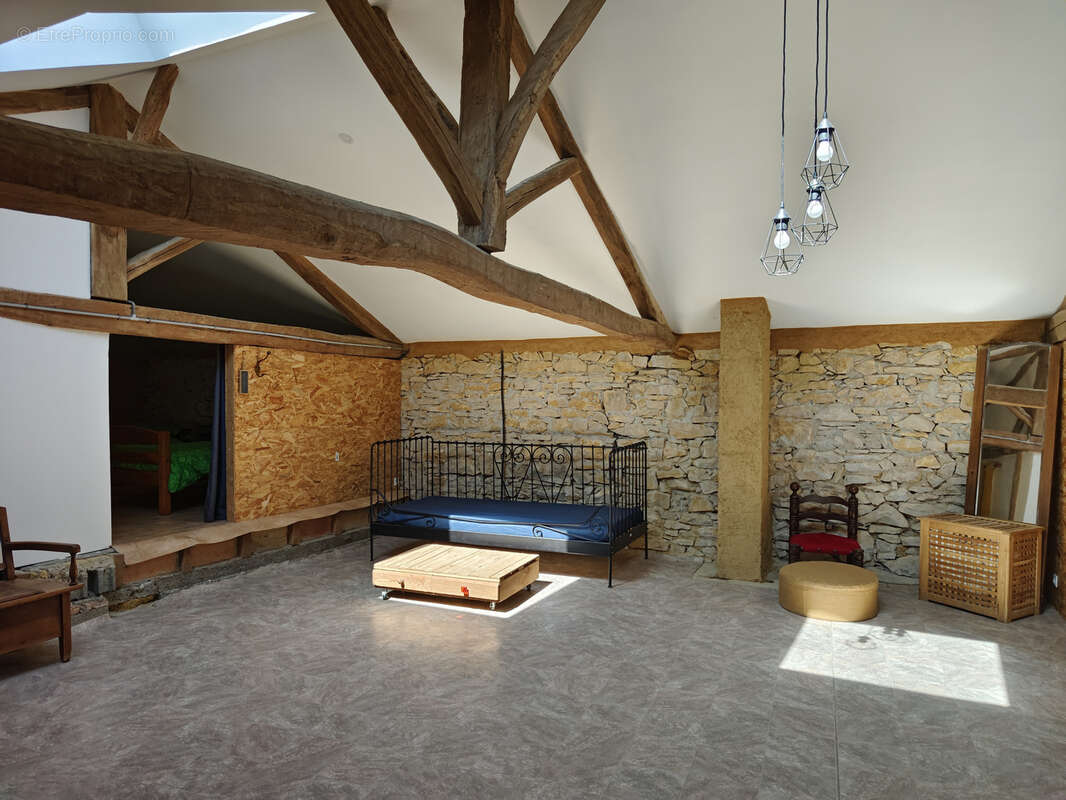 Maison à TERREBASSE