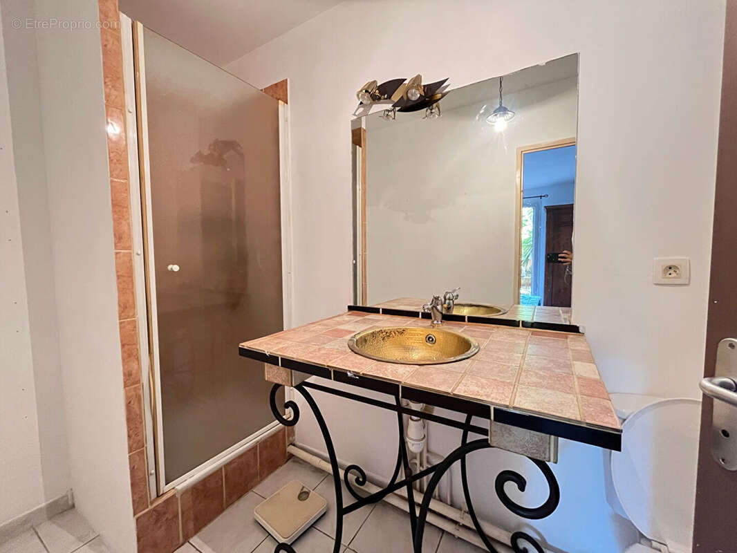 Appartement à MARSEILLE-9E