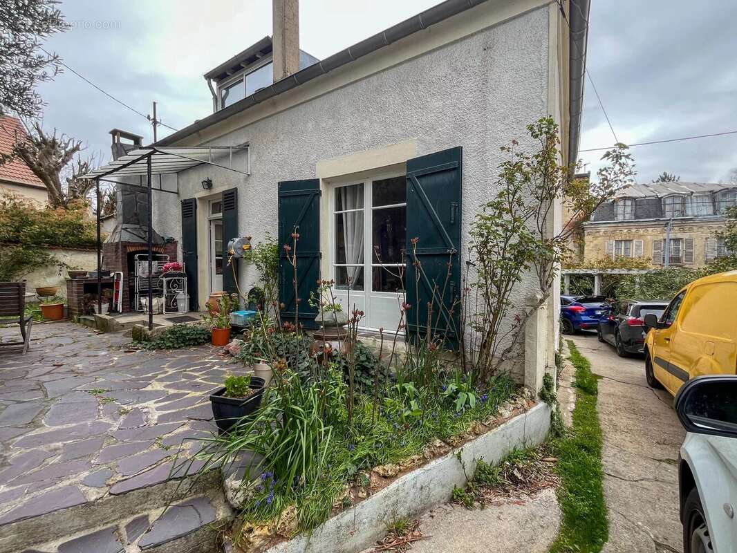 Appartement à LE RAINCY