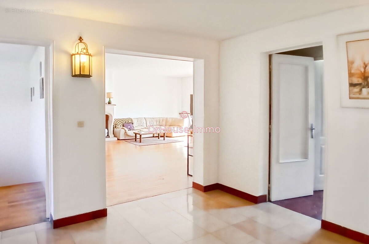 Appartement à SEVRES