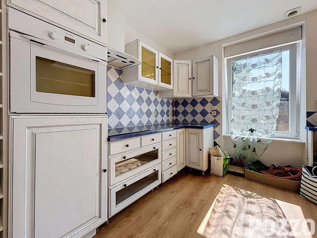 Maison de ville avec terrasses et pièces aménageables - photo 4