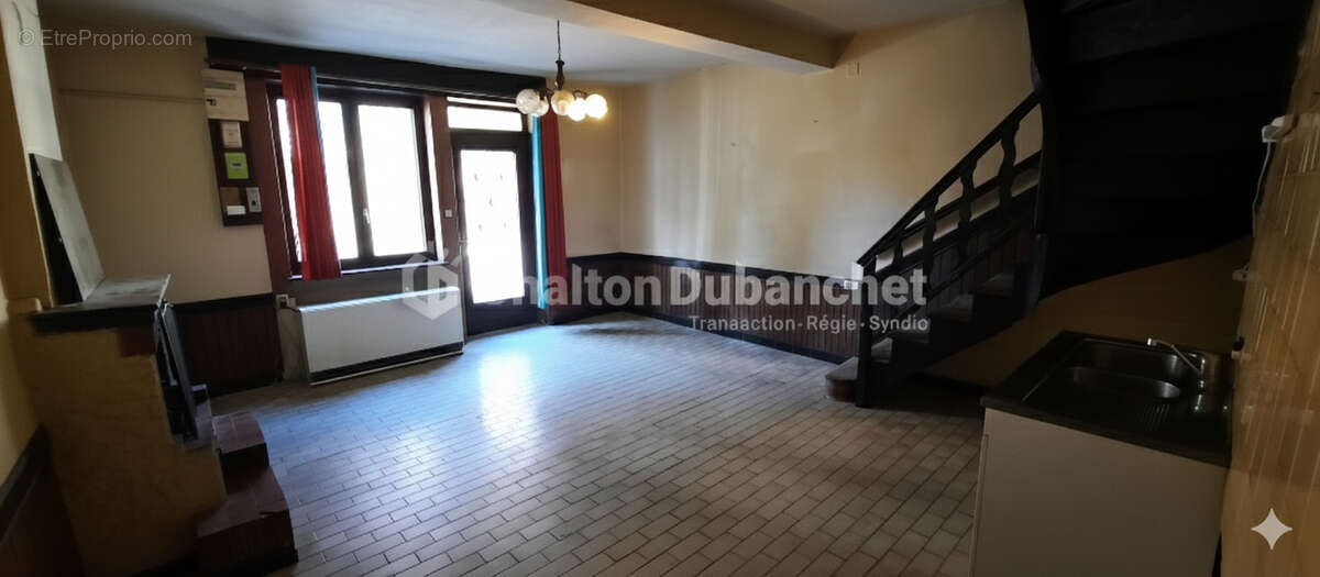 Maison à BUSSIERES