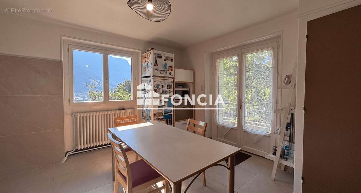 Appartement à VILLARGONDRAN