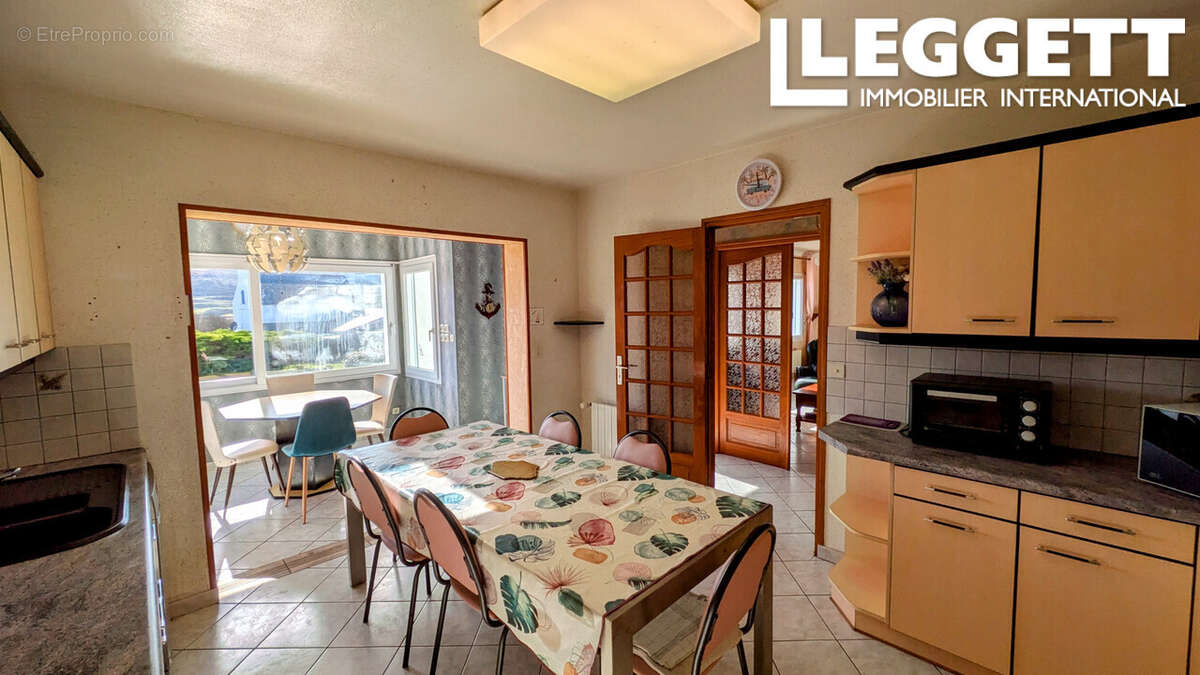 Maison à CLEDEN-CAP-SIZUN